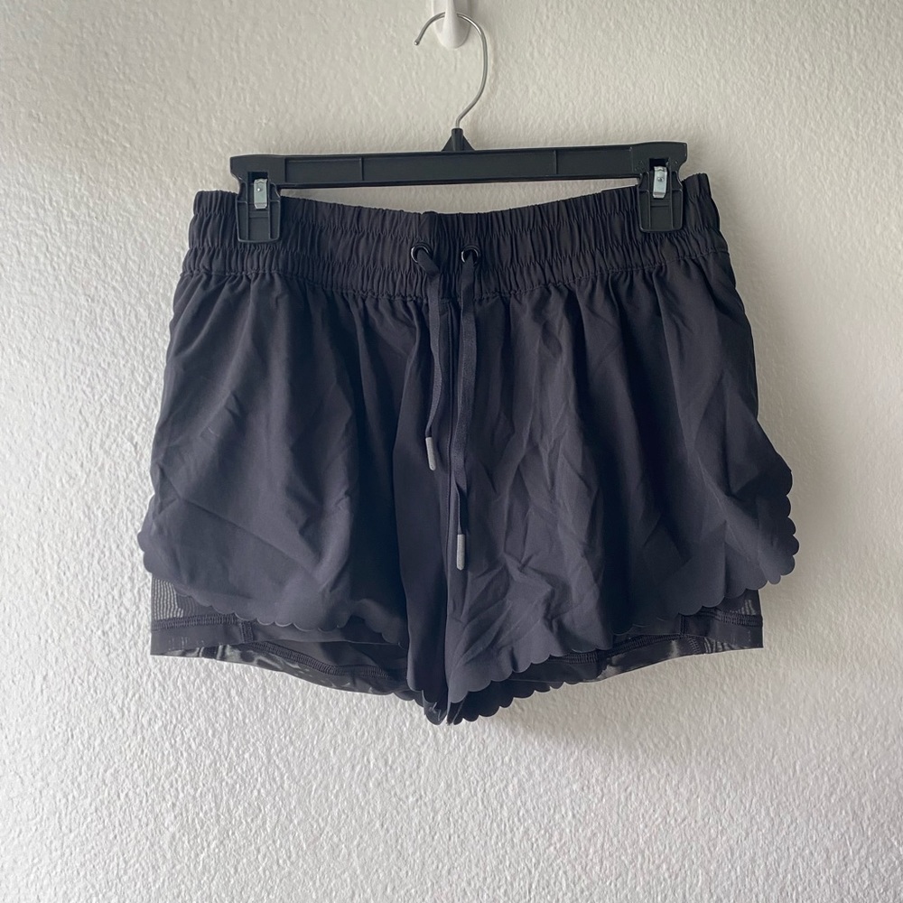 VS SPORT shorts